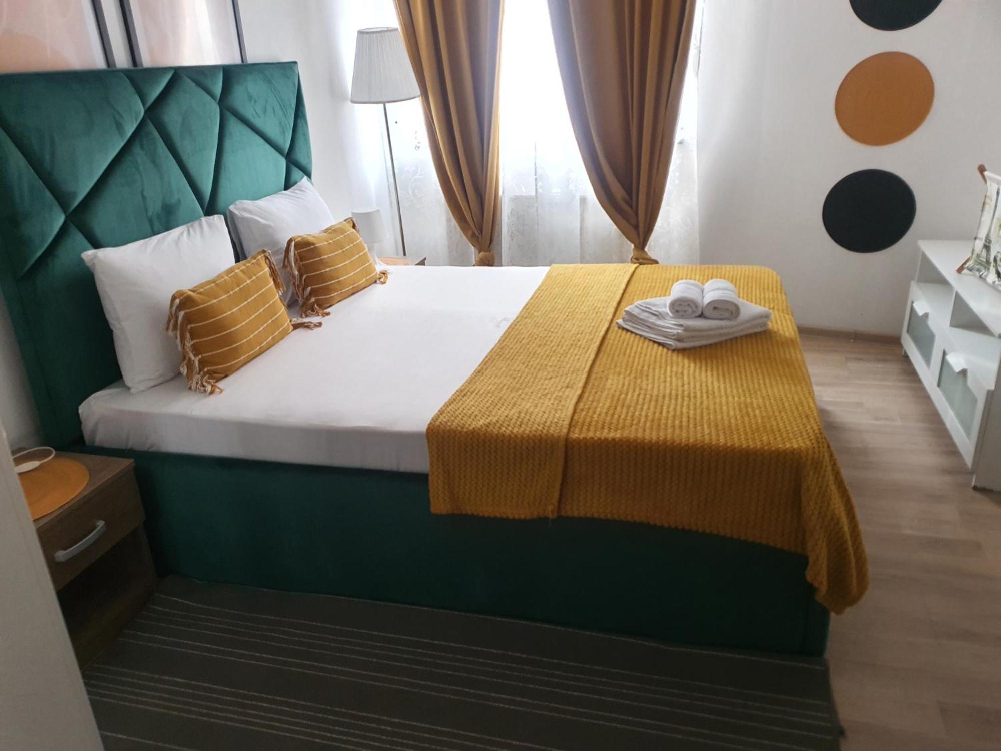 Apartament Fundeni ブカレスト エクステリア 写真