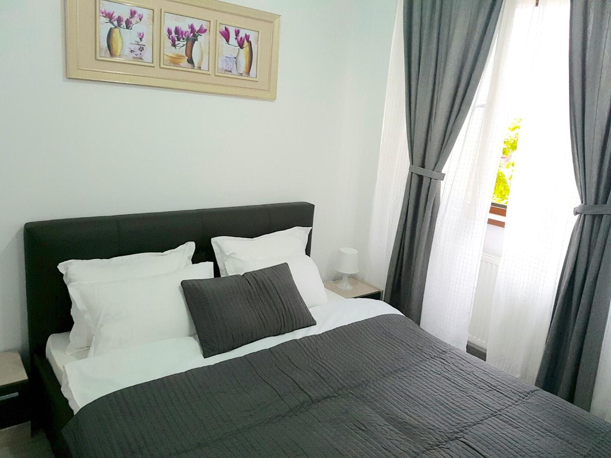 Apartament Fundeni ブカレスト エクステリア 写真
