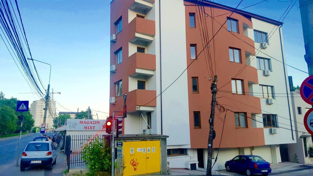 Apartament Fundeni ブカレスト エクステリア 写真
